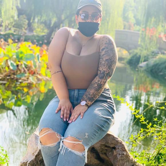 Profile Picture of Ashley Nembhard (@nembhard) on Poshmark
