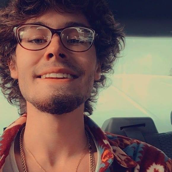 Profile Picture of Dustin Riblett (@bobriblett) on Poshmark