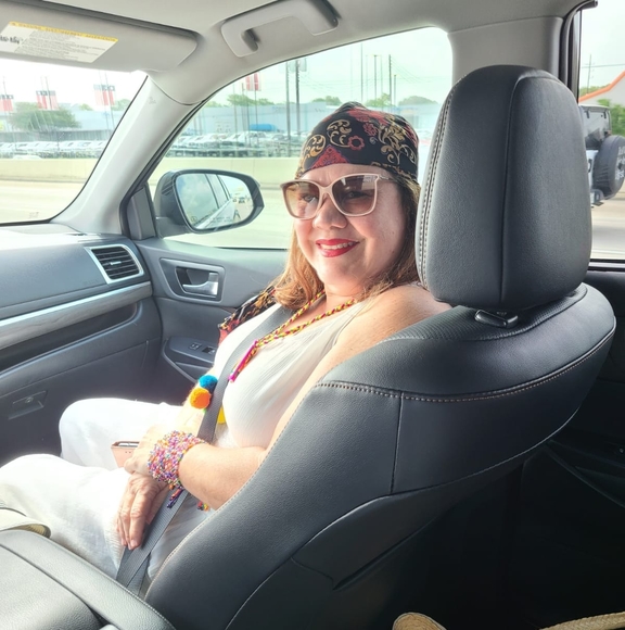 Profile Picture of Adriana Bedoya (@aldricio96) on Poshmark