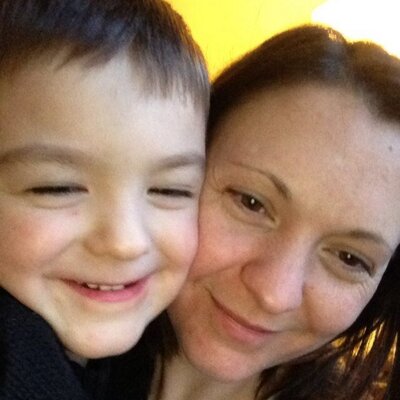 Profile Picture of Clair Dennis (@clairdennis) on Twitter