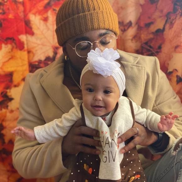 Aaron Killebrew - Poshmark Profile Picture of Aaron Killebrew (@akjefe5) on Poshmark