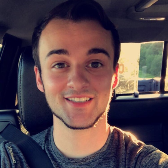 Profile Picture of James Coombs (@coombsjanes0827) on Poshmark