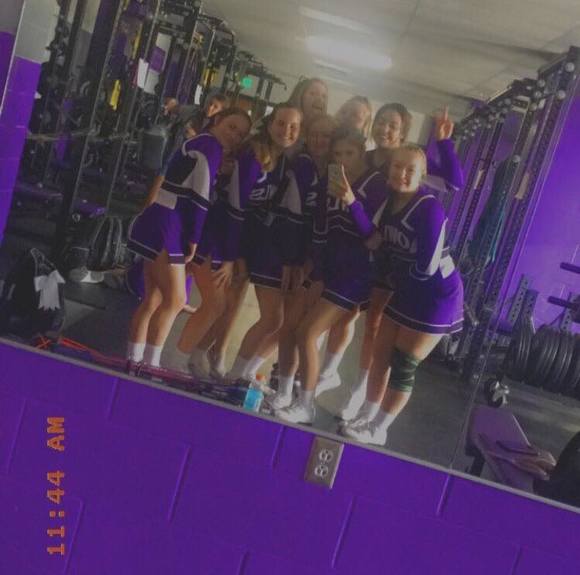 Profile Picture of Cassie Rotert (@cassierotert) on Poshmark