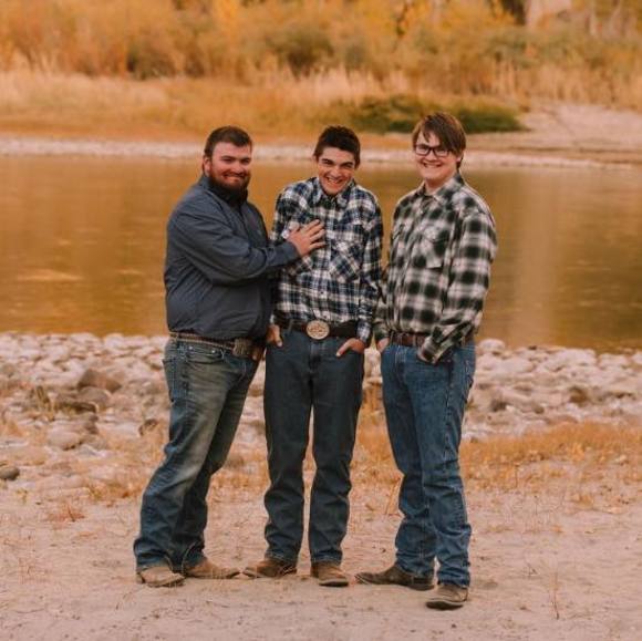 Bryan Hanberg - Poshmark Profile Picture of Bryan Hanberg (@bryanhanberg) on Poshmark