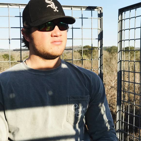 Profile Picture of Jesse Cox (@jessekc101) on Poshmark