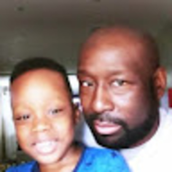 Profile Picture of Earl Isaac (@earlisaac473) on Poshmark