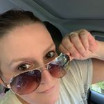 Profile Picture of Mindy (@hammeringitup) on Instagram