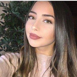 Profile Picture of Vanessa Frankfurt (@mila.scekic.58) on Facebook