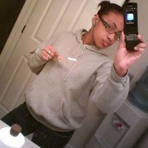 Profile Picture of Veronica Faith (@v_faith) on Myspace
