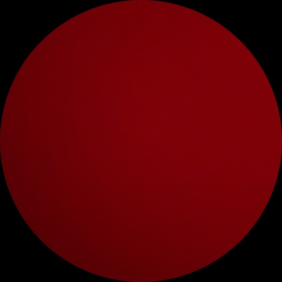 Profile Picture of Sky Johnson (@avahlong) on Poshmark