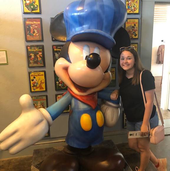 Profile Picture of Megan Stepp (@megan_stepp) on Poshmark