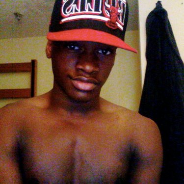 Profile Picture of Kevin Tate (@tomsNraybans_) on Twitter