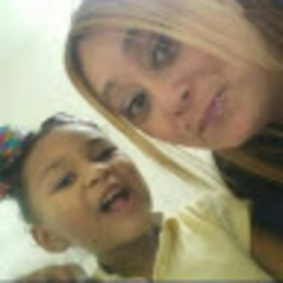 Profile Picture of Mimi Dombek (@mia18libra) on Poshmark