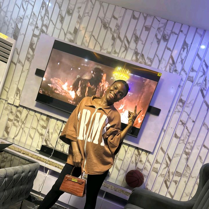 Profile Picture of user3731636947913 (@vickyswanky12) on Tiktok