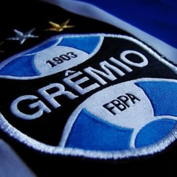 Luigi Roncelli - Poshmark Profile Picture of Luigi Roncelli (@luigironcelli) on Poshmark