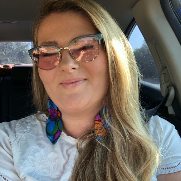 Profile Picture of Misty Rayome (@mistyrayome) on Poshmark