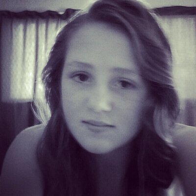 Profile Picture of Rebecca Matthews (@beans4eva) on Twitter