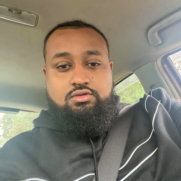 Profile Picture of Bisrat Biru (@busybisrat) on Poshmark