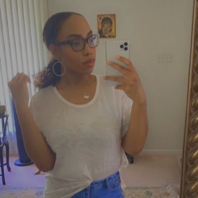 Profile Picture of Halle, CST-S (@HalleBiancaa) on Twitter