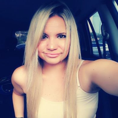 Profile Picture of Aurora Andrade (@aandradezambran) on Twitter