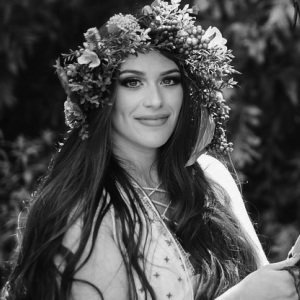 Profile Picture of Caitlin Beadles (@roxyray94) on Myspace