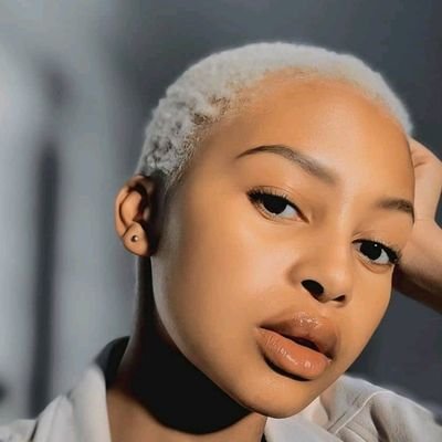 Profile Picture of Usher_Raymond (@nanakwa34392825) on Twitter