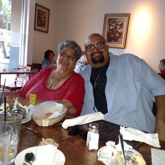 Profile Picture of Jorge Romero (@jojohrus) on Poshmark