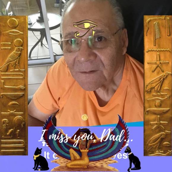 Profile Picture of Robert Wilkes (@robertwilkes) on Poshmark