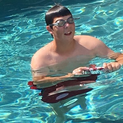 Profile Picture of Is Doug On The Couch (@Dougiecouchman1) on Twitter