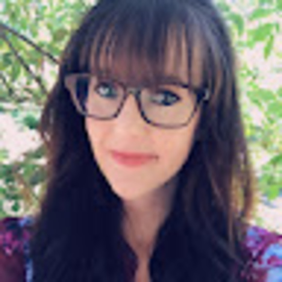 Profile Picture of Brianna Lester (@txbrianna) on Poshmark