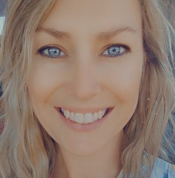 Profile Picture of Maureen Sherfey (@maureensherfey) on Poshmark