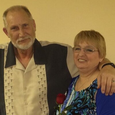 Profile Picture of Deborah Loy (@deloy1989) on Twitter