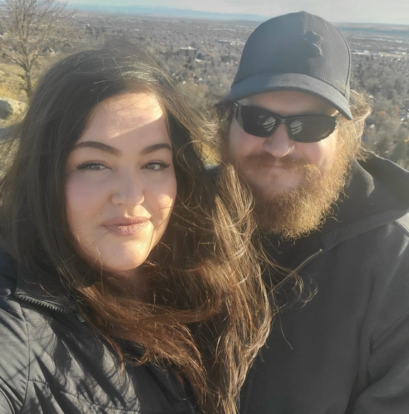 Profile Picture of Shirl Contois (@scontois) on Poshmark