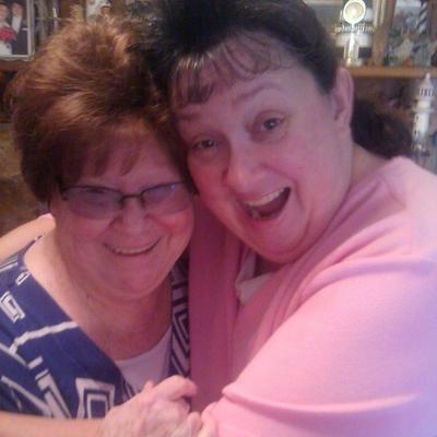 Profile Picture of Ami P. (@ami_phillips_) on Twitter