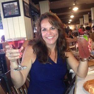 Profile Picture of Daniela Russell (@drussell5967) on Twitter