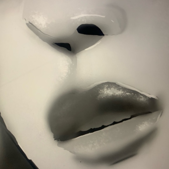 Profile Picture of Jasmine Price (@jazzie0e) on Poshmark