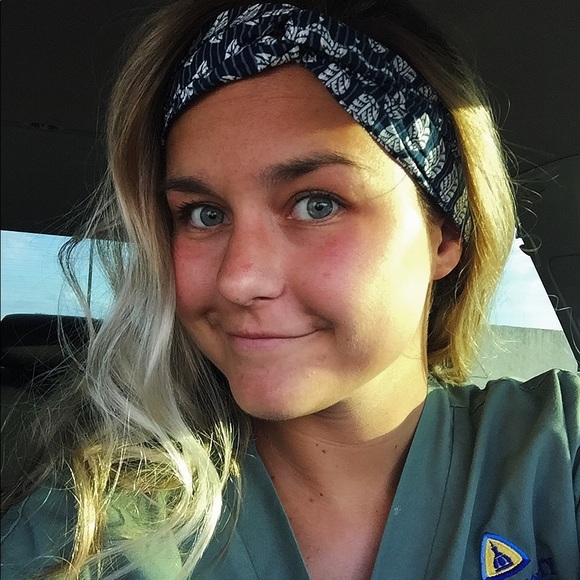 Profile Picture of Meg Blair (@m_blair13) on Poshmark