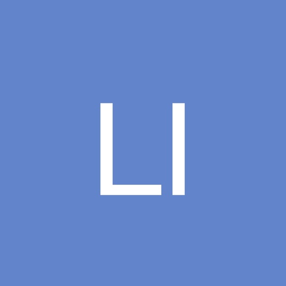 Profile Picture of Lindsay Irvin (@lindsayirvin) on Poshmark
