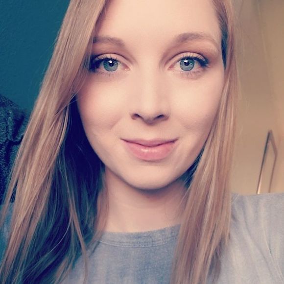 Profile Picture of Jerrika Tarno (@aeitarno) on Poshmark