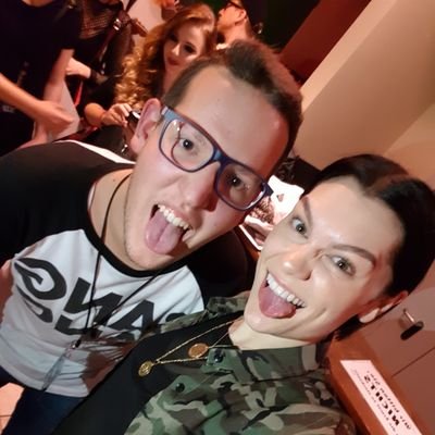 Profile Picture of Nikola (@NikolaHeartbeat) on Twitter
