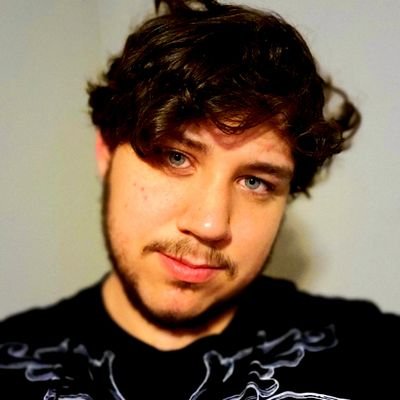 Profile Picture of Jesse Meade (@JesseMeade15) on Twitter