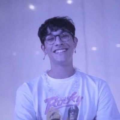 Profile Picture of Brandon Loves You 💜 (@brandonluvzyou) on Twitter