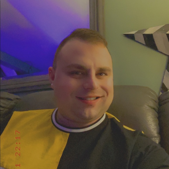 Profile Picture of Alexander Cole (@acole07132013) on Poshmark