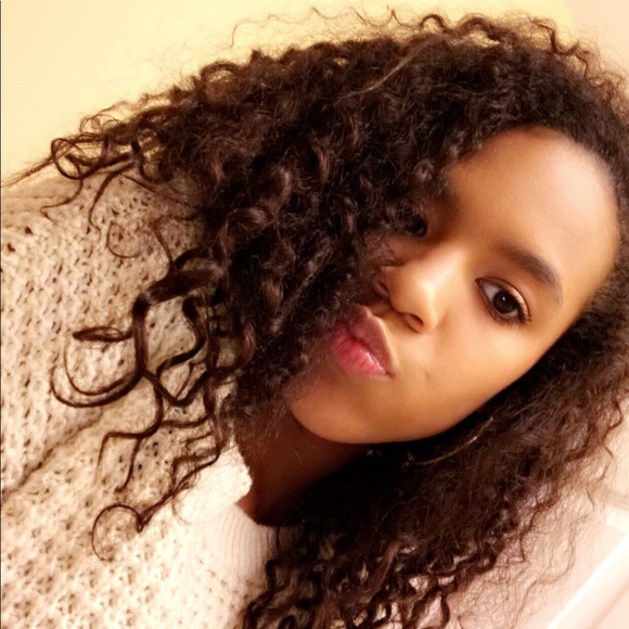 Profile Picture of Kendra Kidd (@kendrarosek) on Poshmark