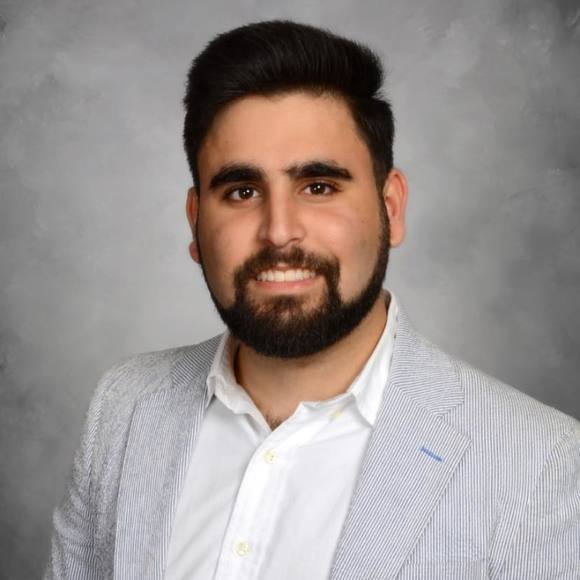 Profile Picture of David Abayev (@dabayev) on Poshmark