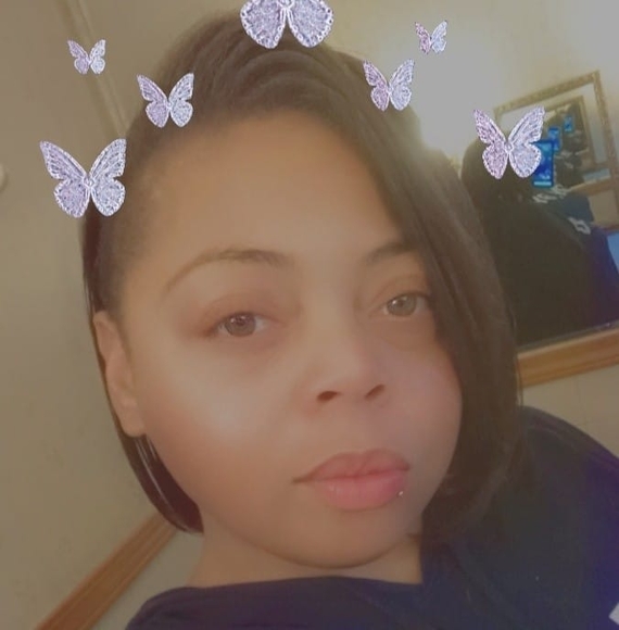 Profile Picture of Jasmine Hines (@jasrenee21) on Poshmark