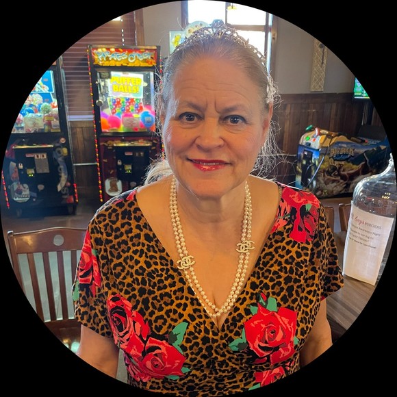 Profile Picture of Robin Jansen (@robinjansen) on Poshmark