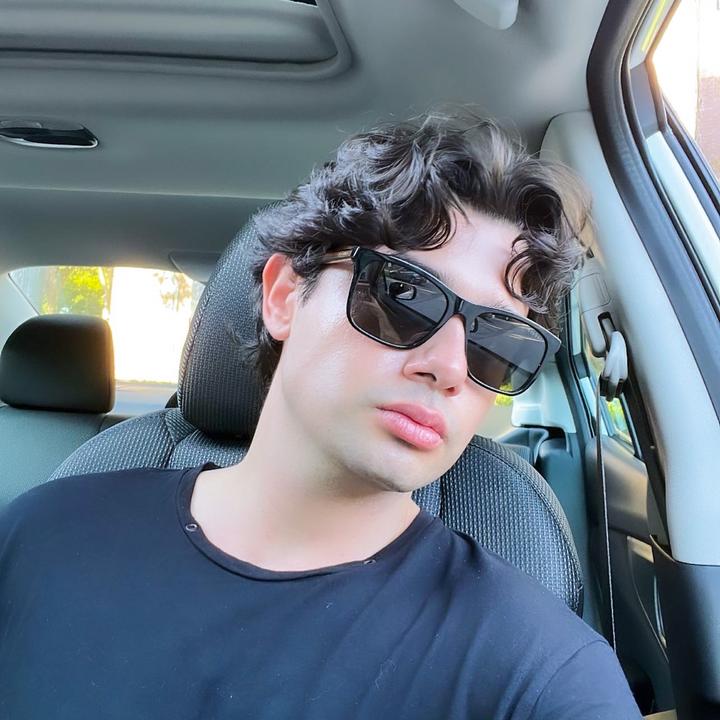 Profile Picture of   Facundo Caballero... (@facundotv) on Tiktok