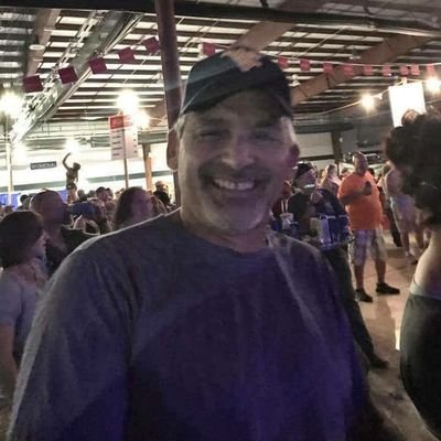 Profile Picture of Jeffrey Sharpless (@JeffreySharple1) on Twitter