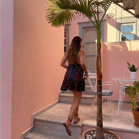 Profile Picture of Daniela Apodaca (@dia2109) on Poshmark